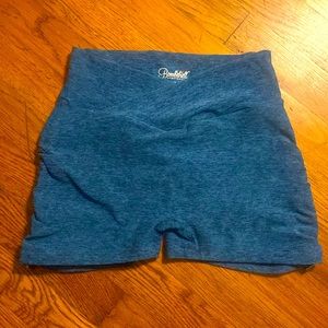 Bombshell workout shorts scrunch butt